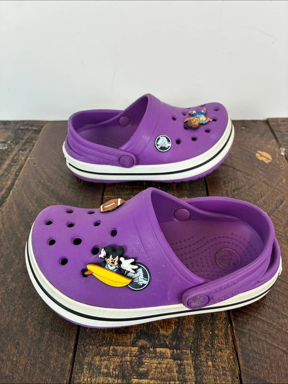CROCS Kids Purple Slip-On Clogs 8/9 with Charms Diego Mickey Heel Strap